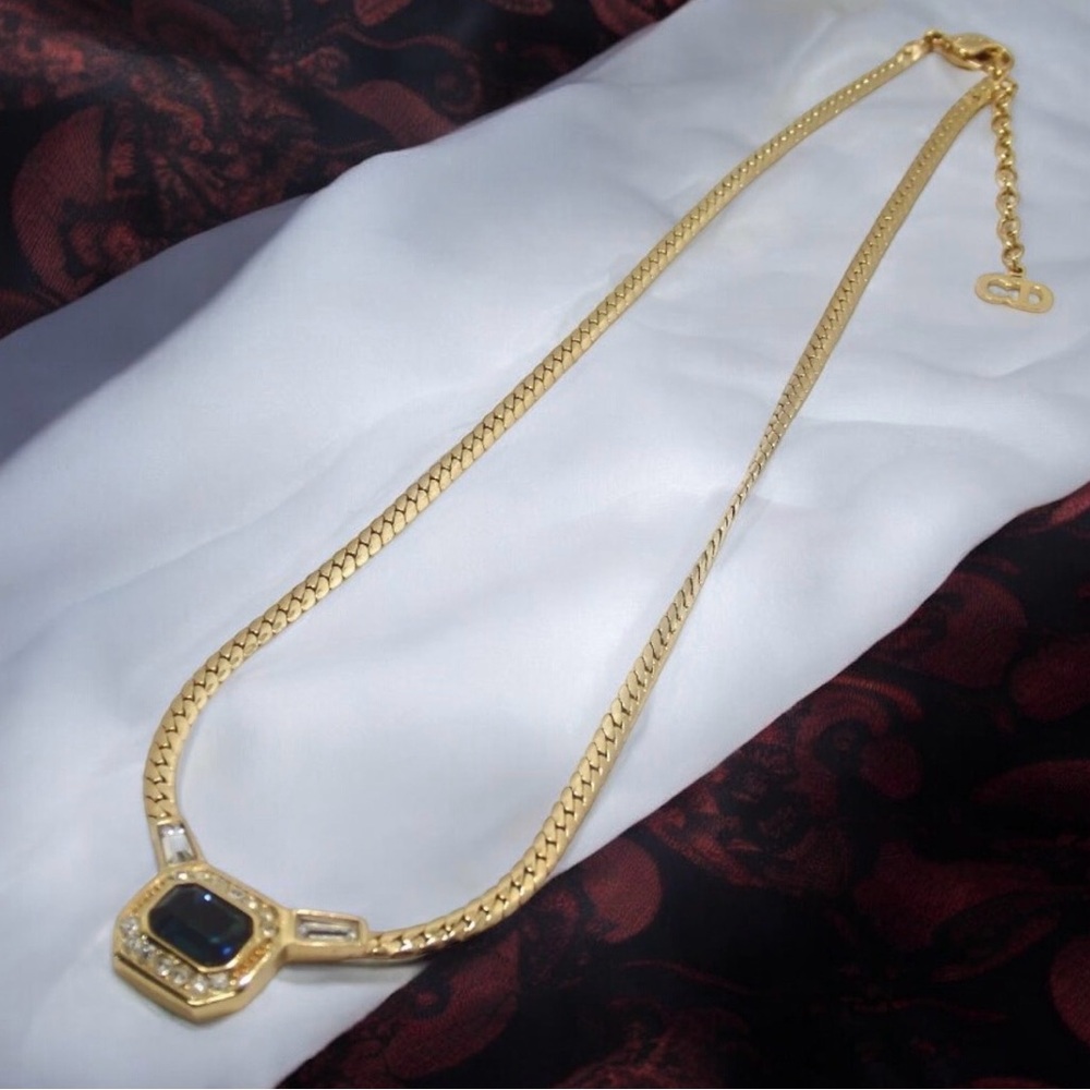 DIOR Vintage Necklace- German ✨🤩🌟 - Picture 4 of 14